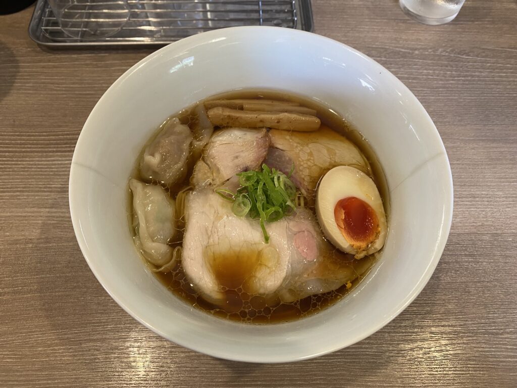 中華そば和渦TOKYO（北品川）の特製醤油ラーメン